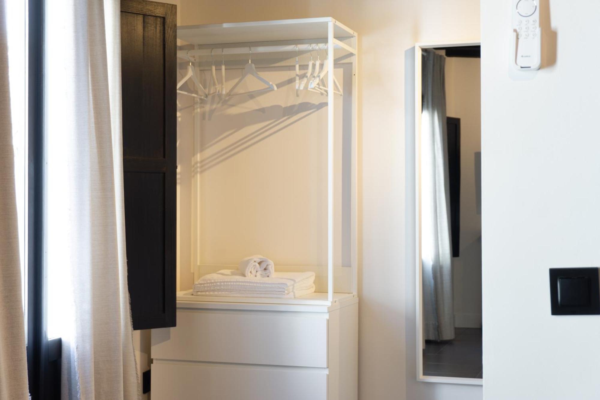 La Antigua Fonda Relator Apartment Hervas Luaran gambar